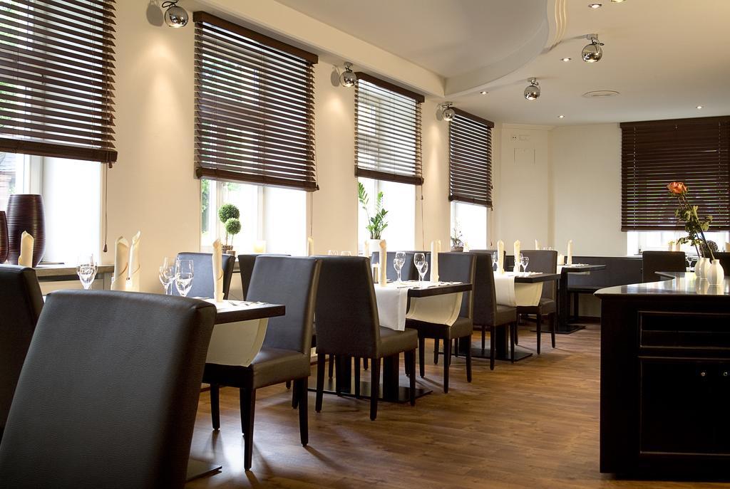 Hotel Restaurant Roemer Merzig Exterior photo